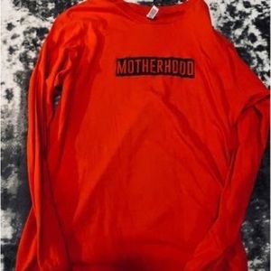 Woman’s size large long sleeve